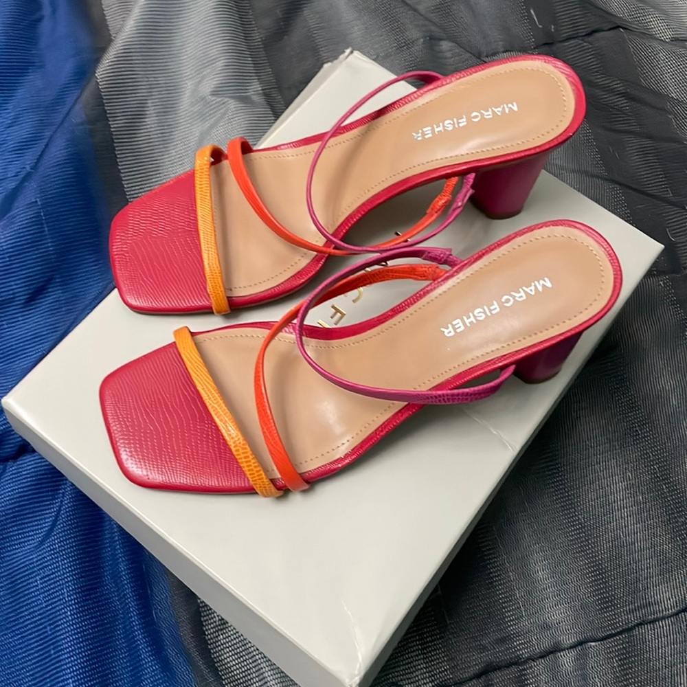 🌈NWT🌈 MARC FISHER ALIANA2 RARE🦄BNIB
